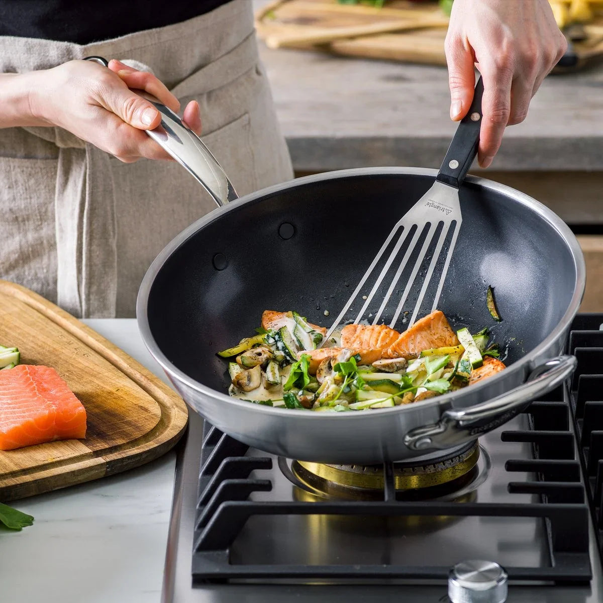 Hoe Kies Je de Perfecte Wok: Tips en Aanbevelingen